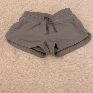 Ivivva grey lined shorts.